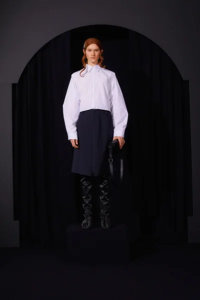 Look 29